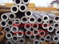 石油工業的鋼鐵脊梁 石油裂化管、專用管與無縫鋼管解析